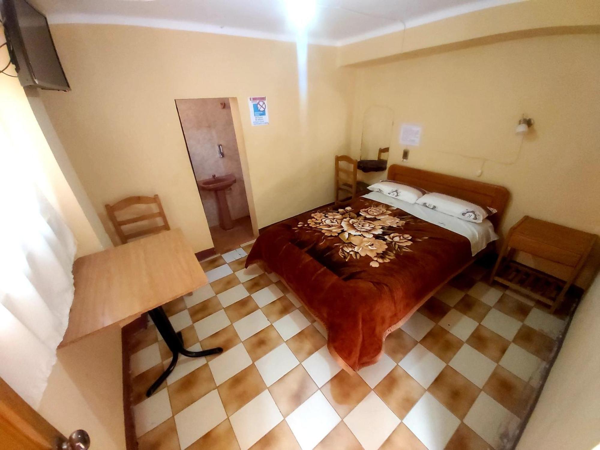 Hotel Residencial El Expreso à Oruro Extérieur photo